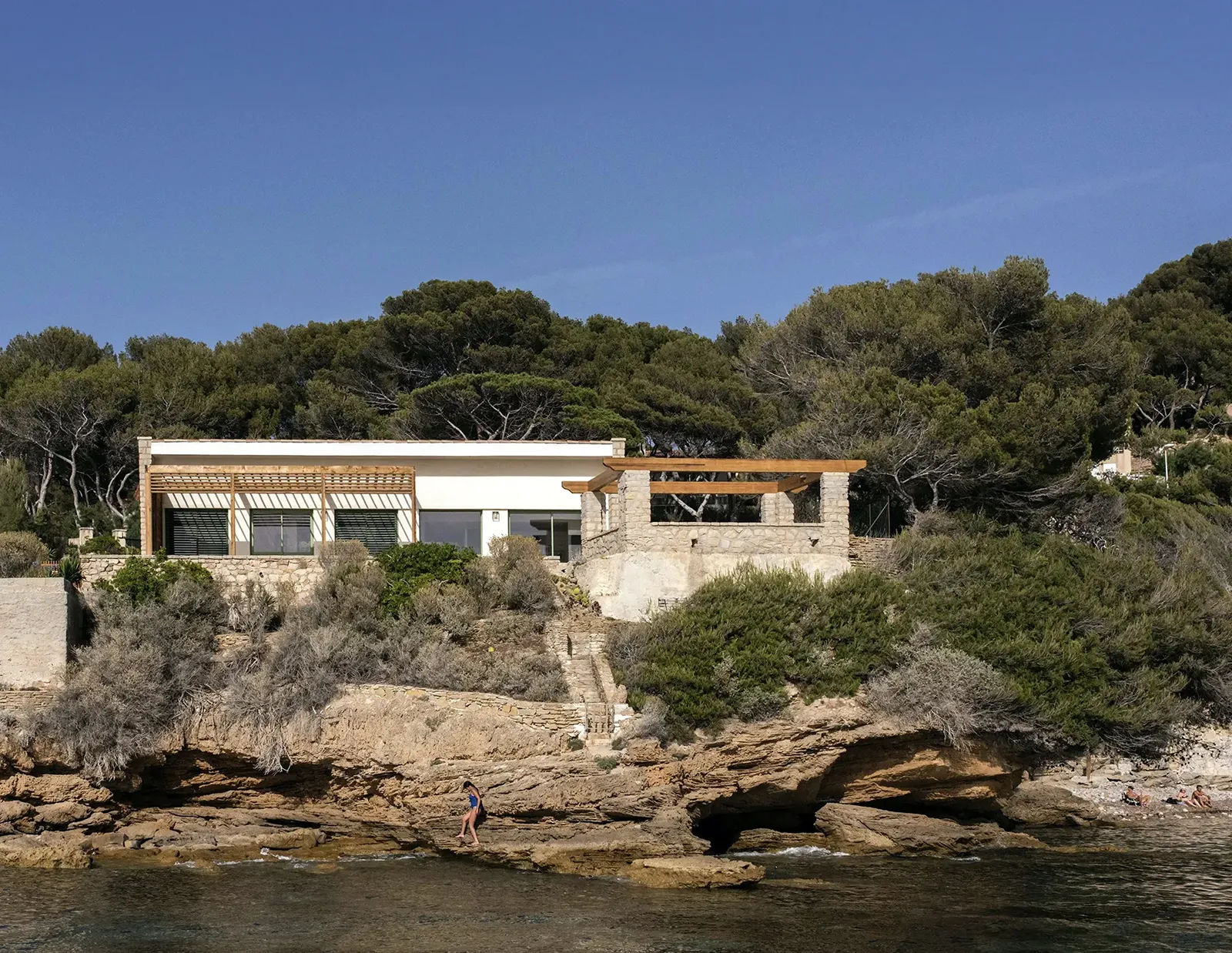Vue de la maison à Saint-Cyr-sur-Mer depuis la mer